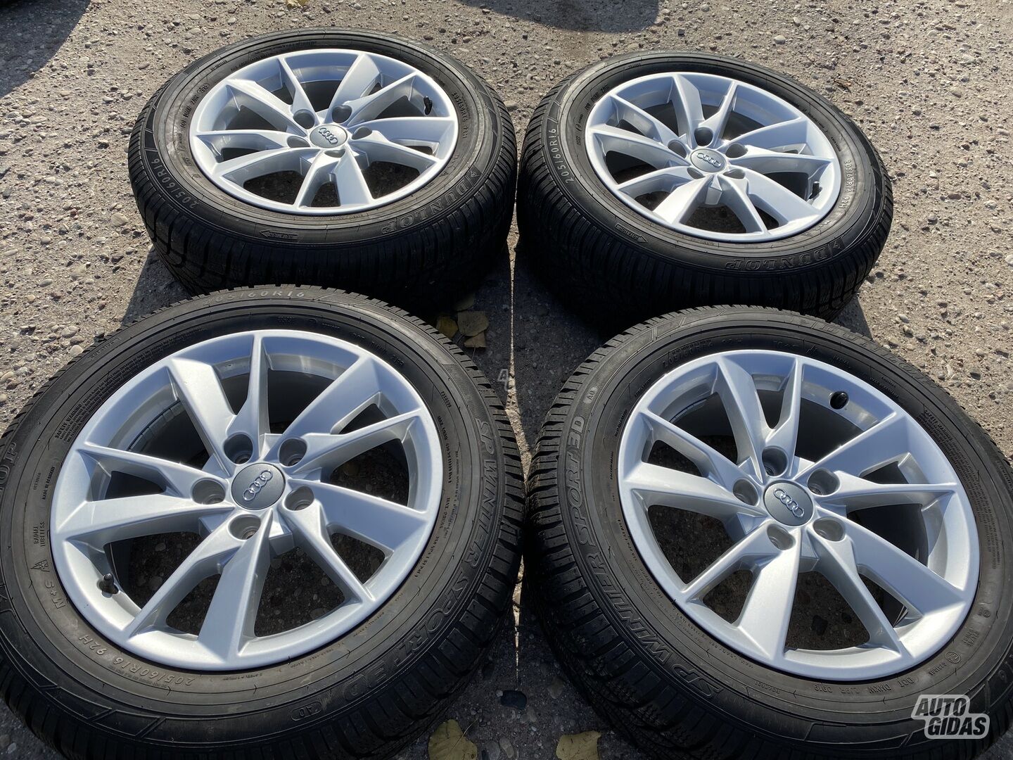 Audi Siunciam, 7J ET35 light alloy R16 rims