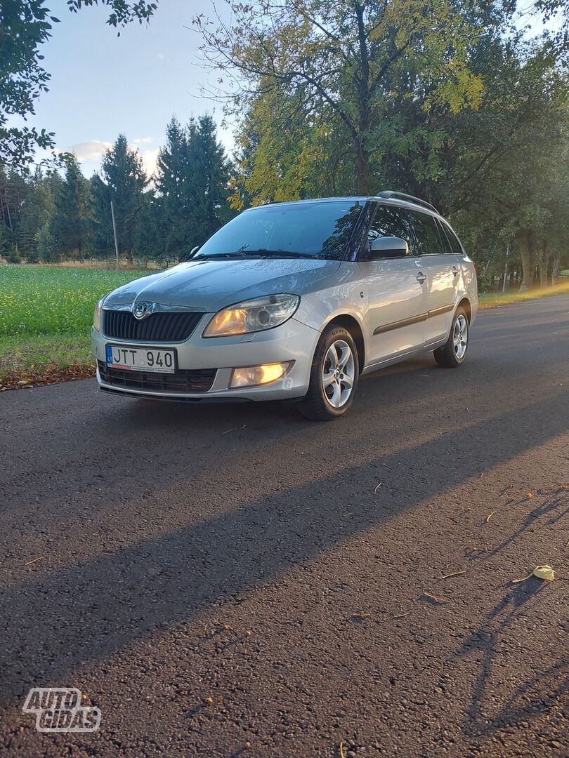 Skoda Fabia 2013 m Universalas