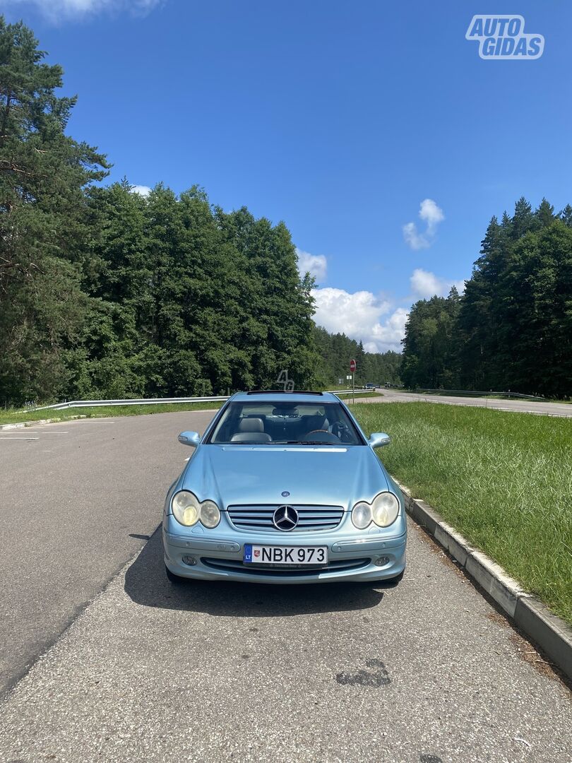 Mercedes-Benz CLK 200 2003 y Sedan