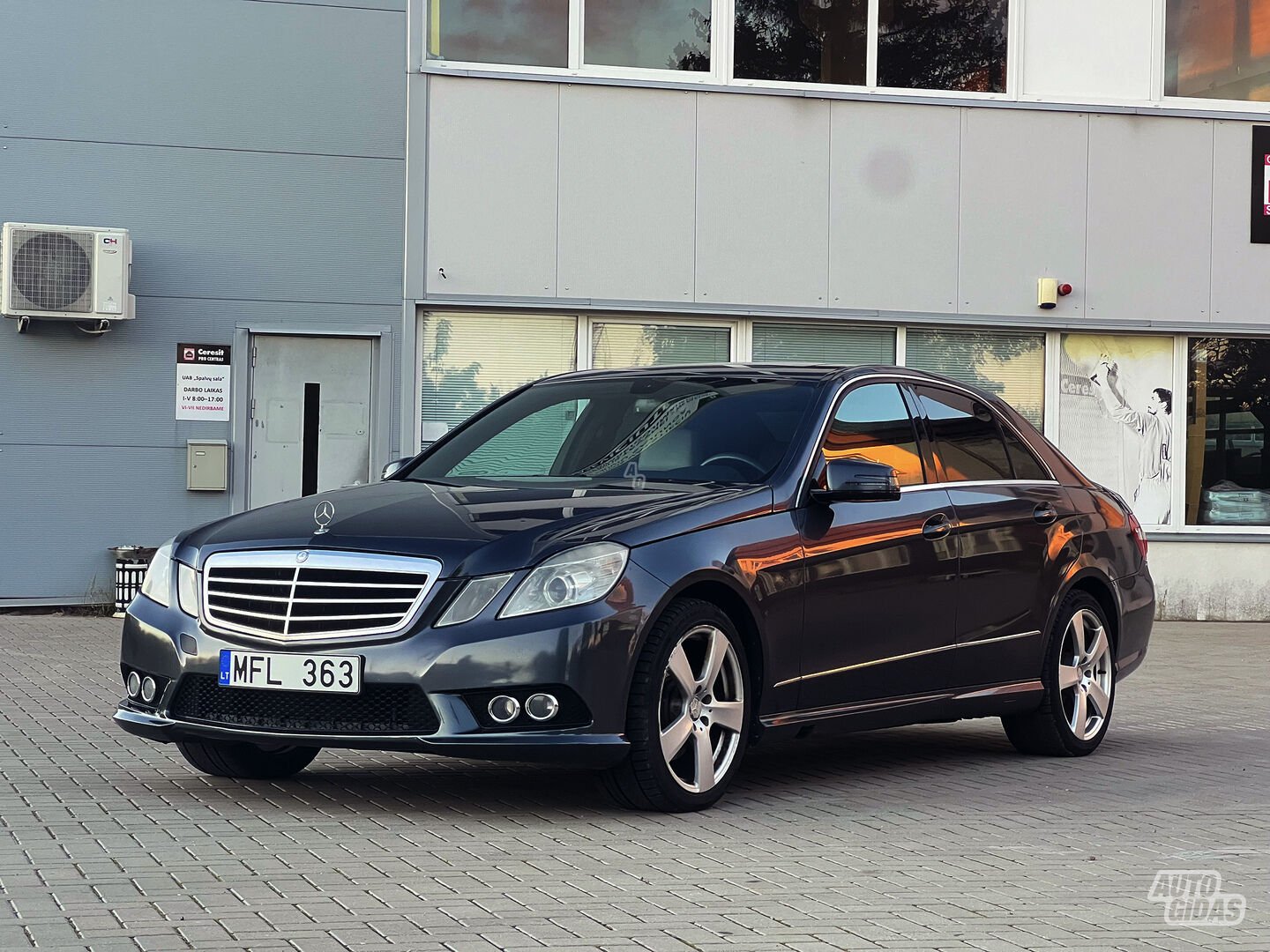 Mercedes-Benz E 350 W212 2010 m