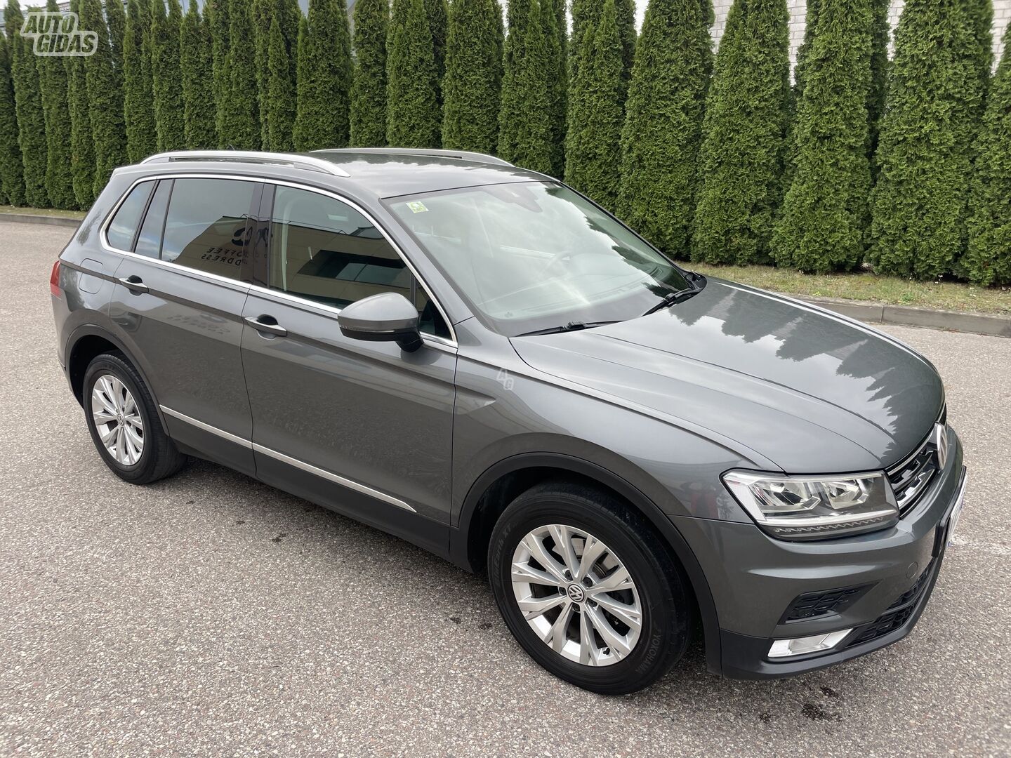 Volkswagen Tiguan II 2017 y