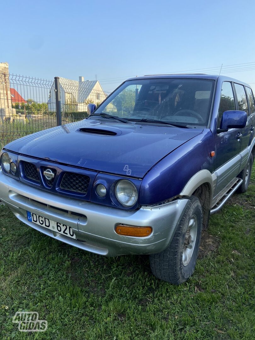 Nissan Terrano 1999 y Off-road / Crossover