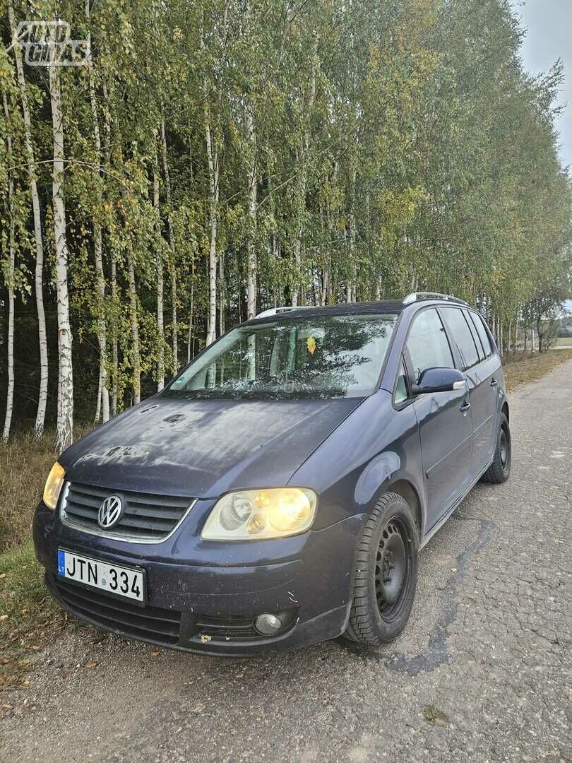 Volkswagen Touran 2004 m Vienatūris