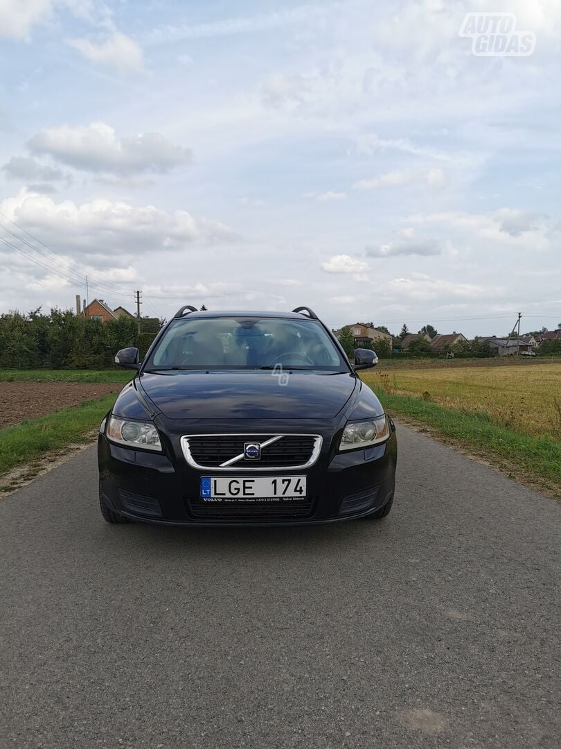 Volvo V50 2010 y Wagon