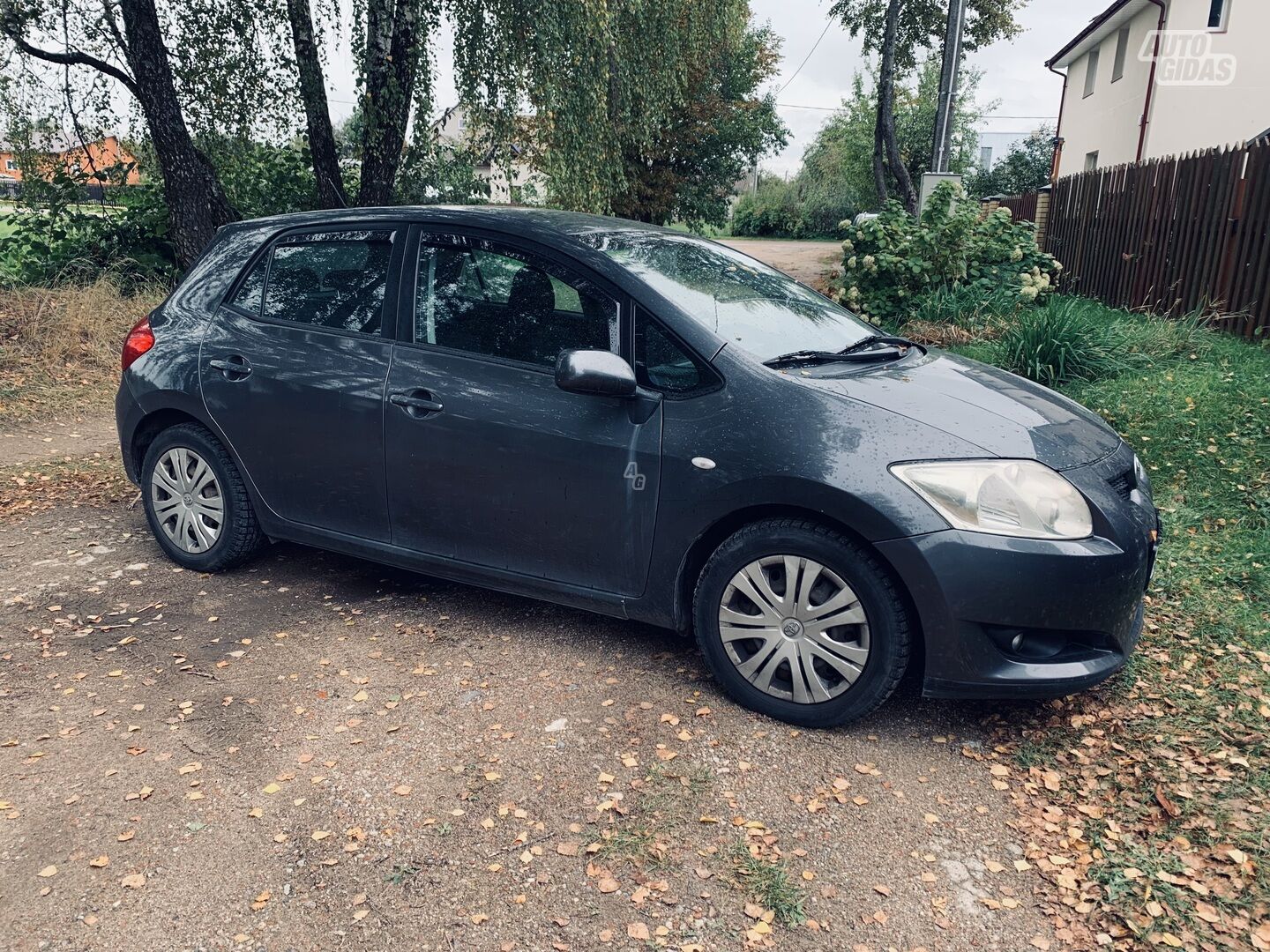 Toyota Auris I 2008 y