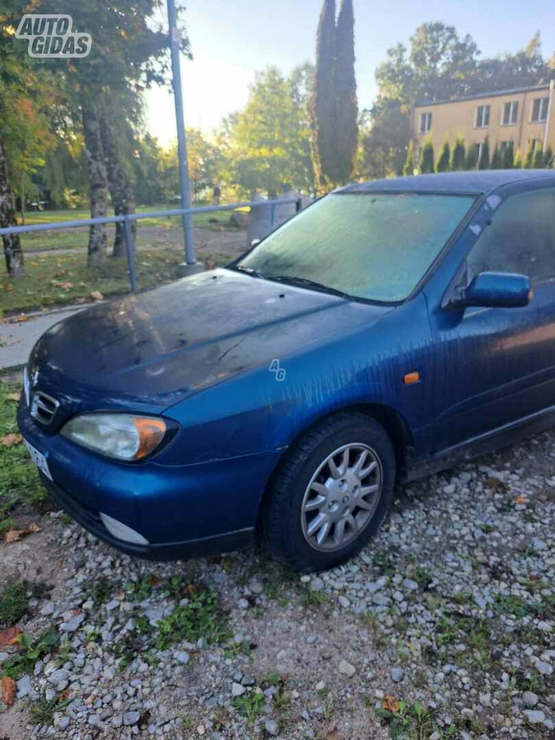 Nissan Primera 2000 m Hečbekas