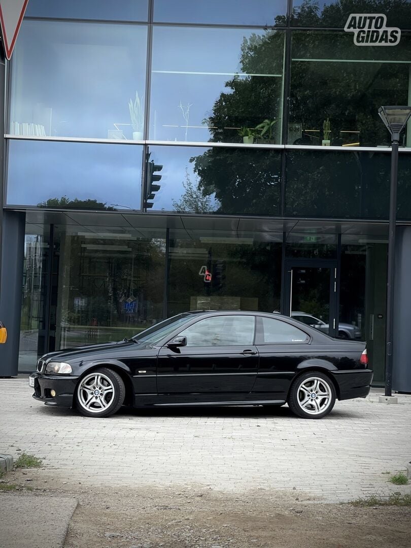 Bmw 330 E46 2002 г