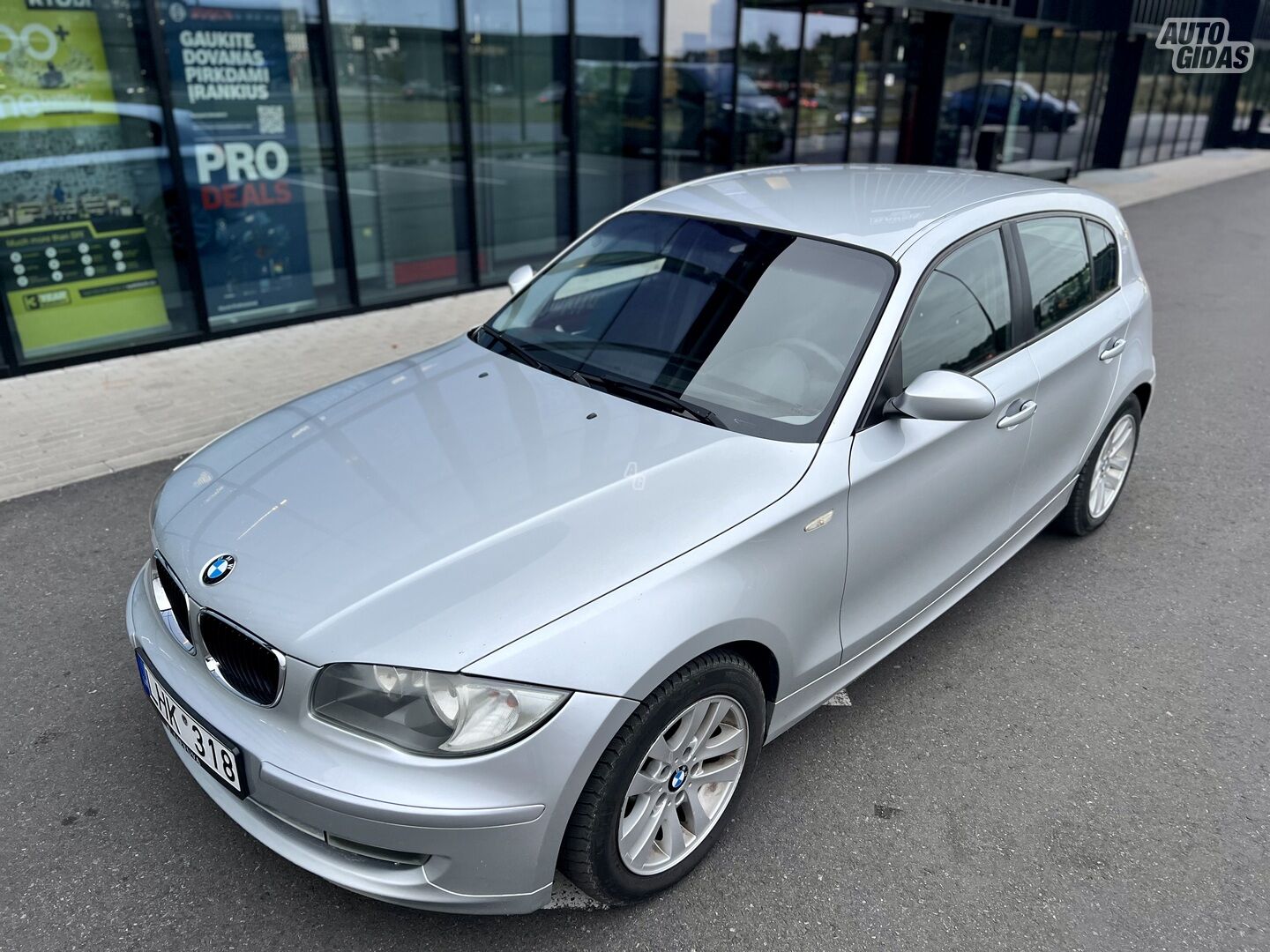 Bmw 118 2008 г Хэтчбек