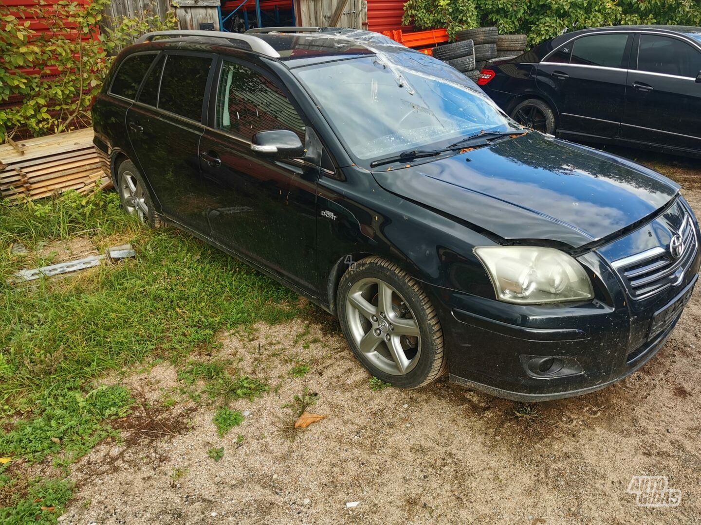 Toyota Avensis 2006 m dalys