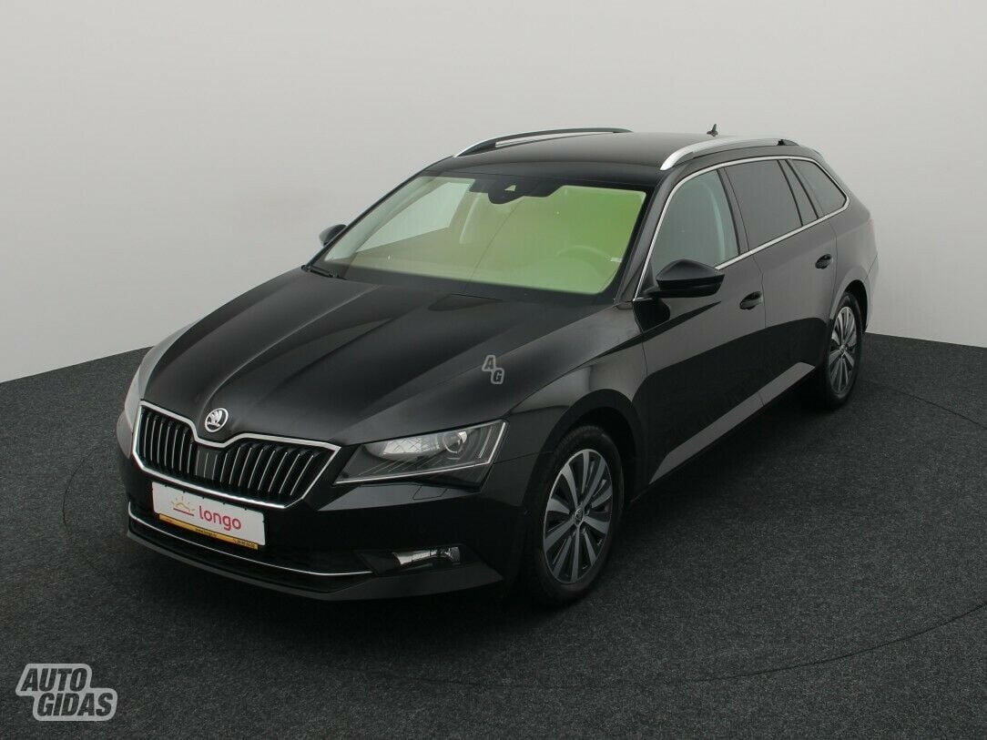 Skoda Superb 2019 m Universalas