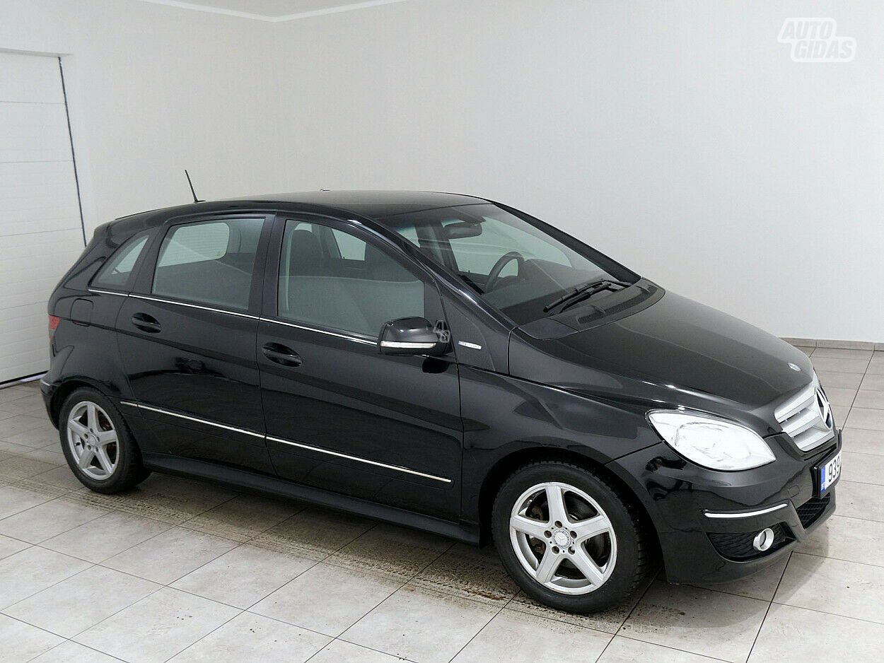 Mercedes-Benz B 170 2009 y Van