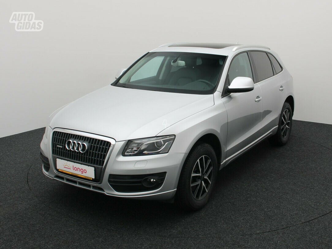 Audi Q5 2011 y Off-road / Crossover