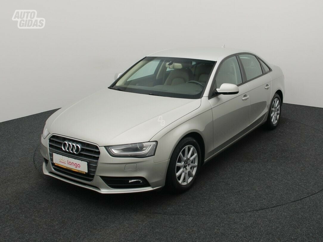 Audi A4 2013 г Седан