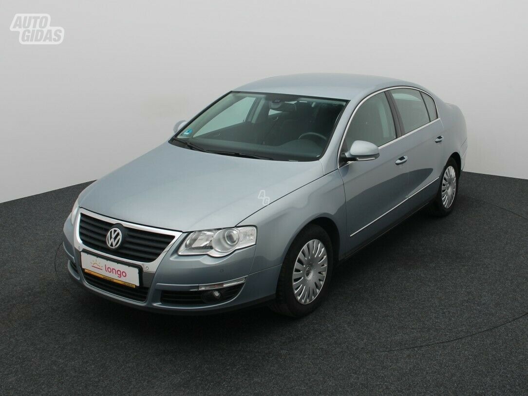 Volkswagen Passat 2010 г Седан