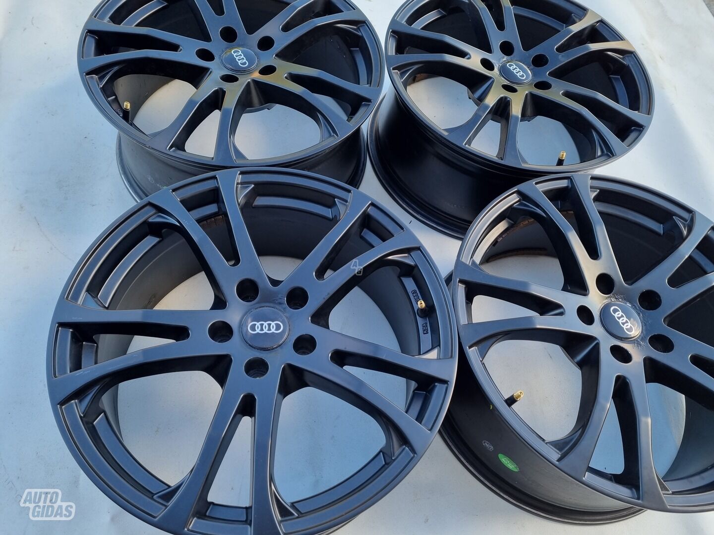 Audi R18 A6 light alloy R18 rims