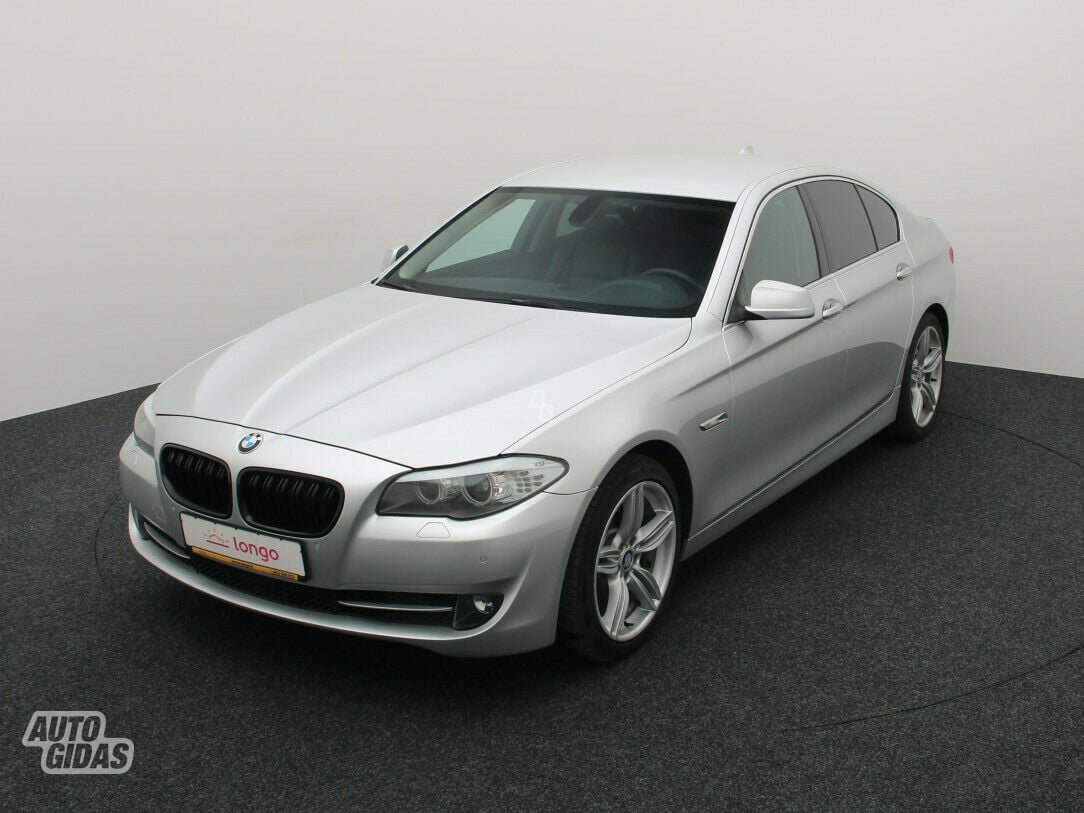 Bmw 523 2012 y Sedan