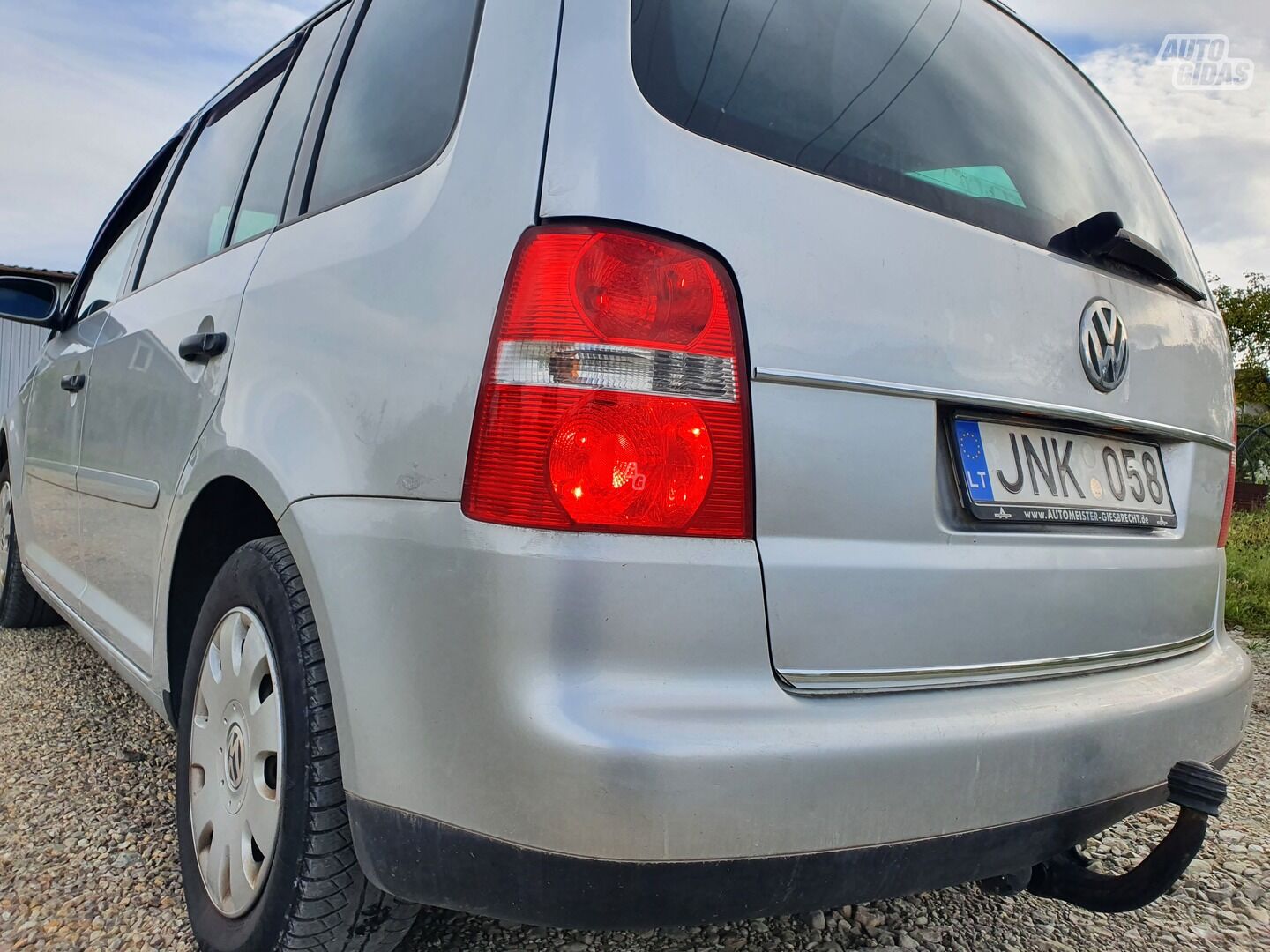 Volkswagen Touran 2005 m Vienatūris