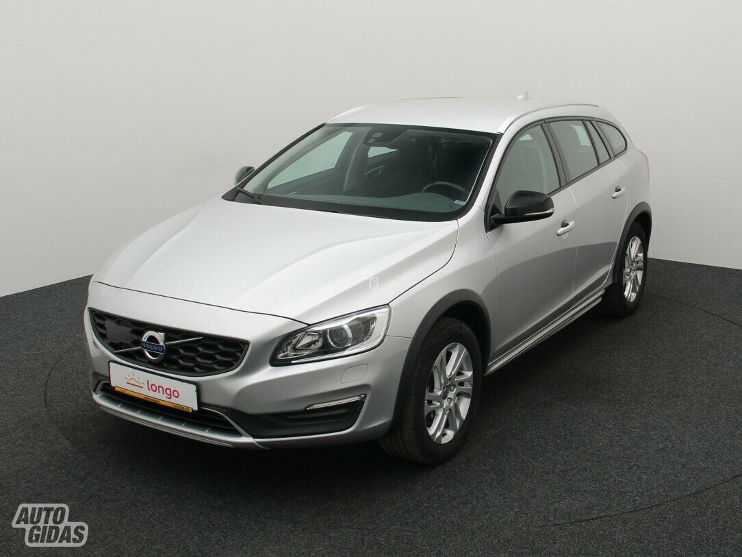 Volvo cross+country 2018 y Wagon