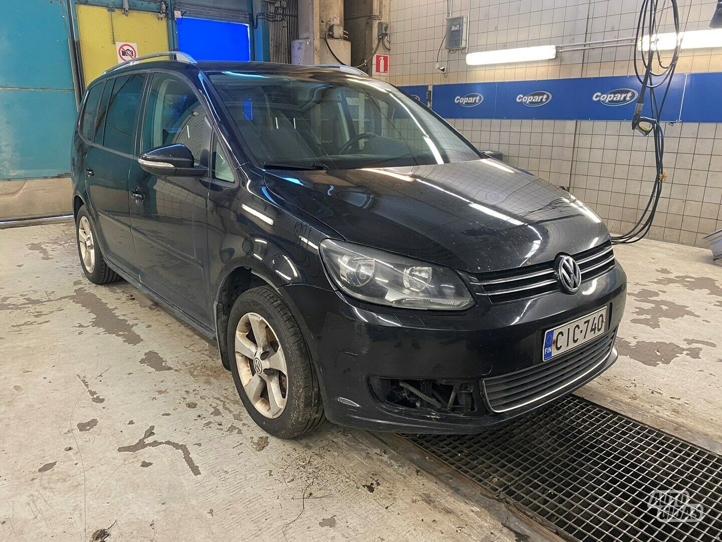 Volkswagen Touran 2011 г запчясти