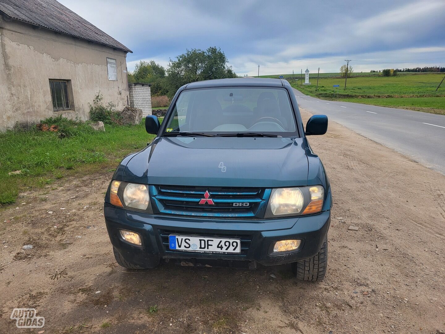 Mitsubishi Pajero 2000 m Visureigis / Krosoveris