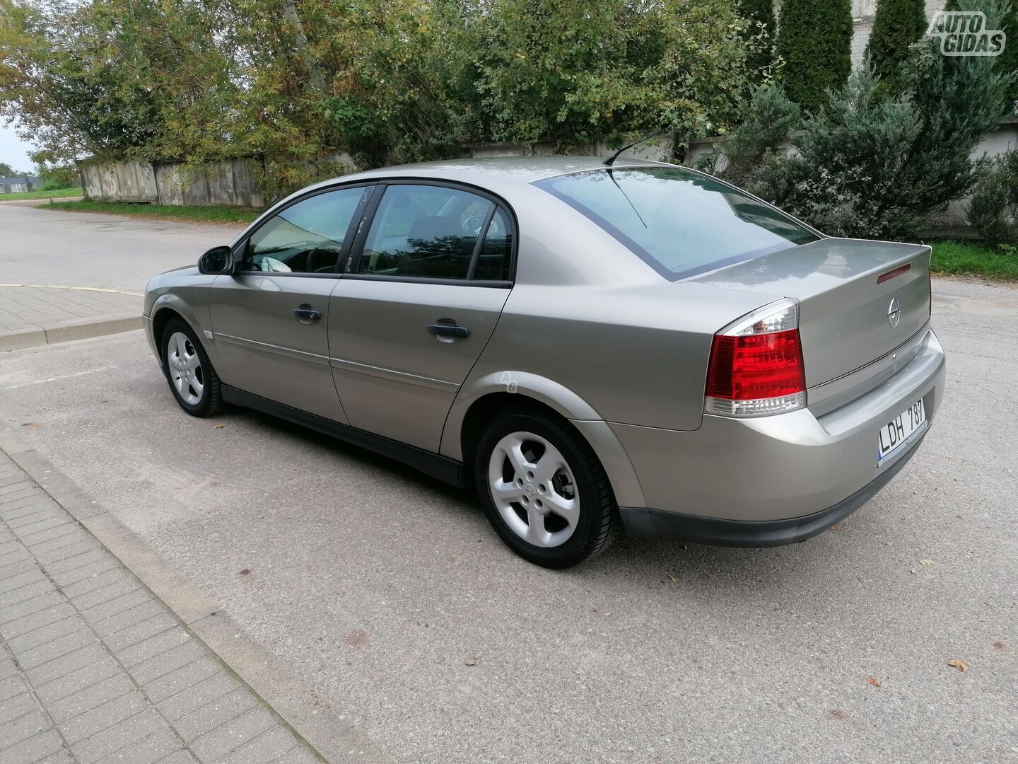 Opel Vectra 2003 г Седан