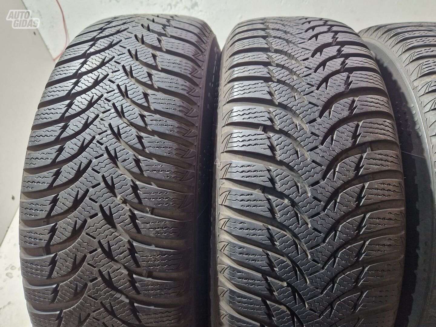 Kumho 7-8mm R16 winter tyres passanger car