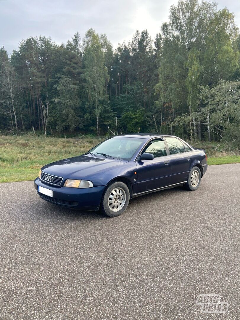 Audi A4 1997 y Sedan