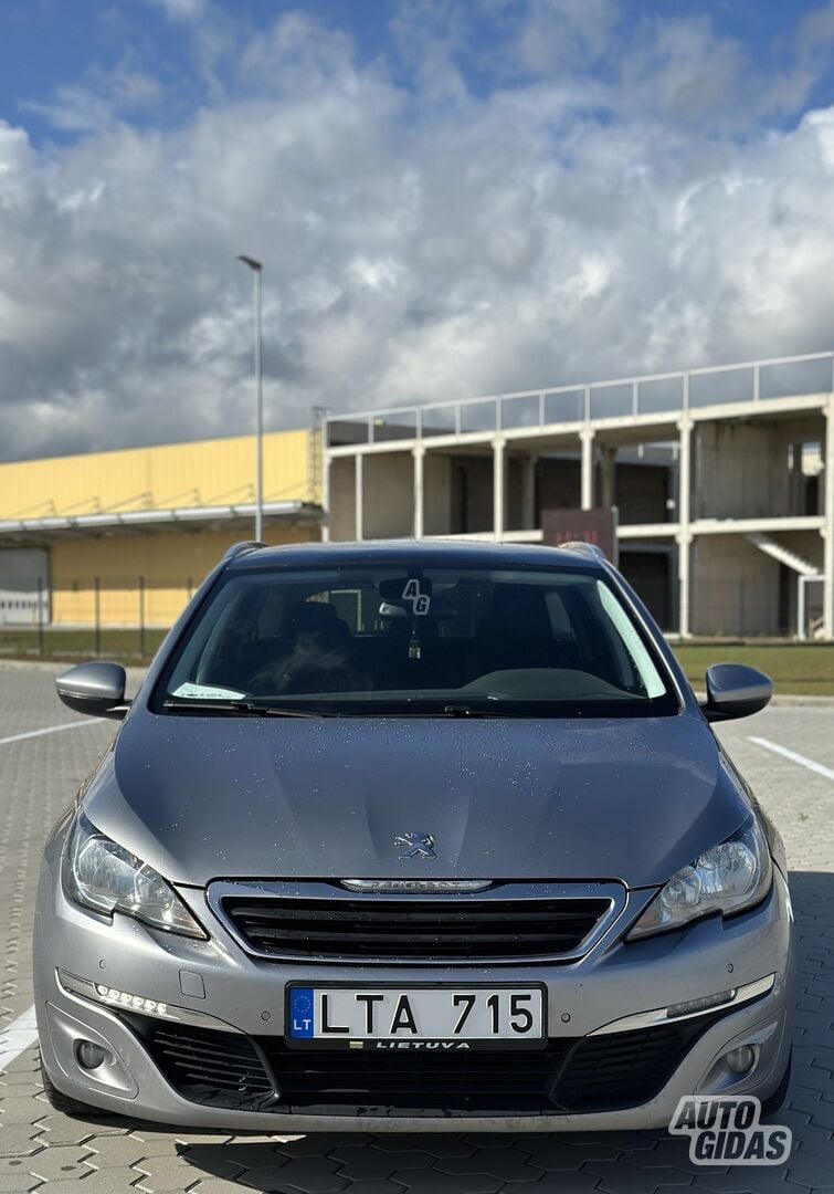 Peugeot 308 II 2015 y