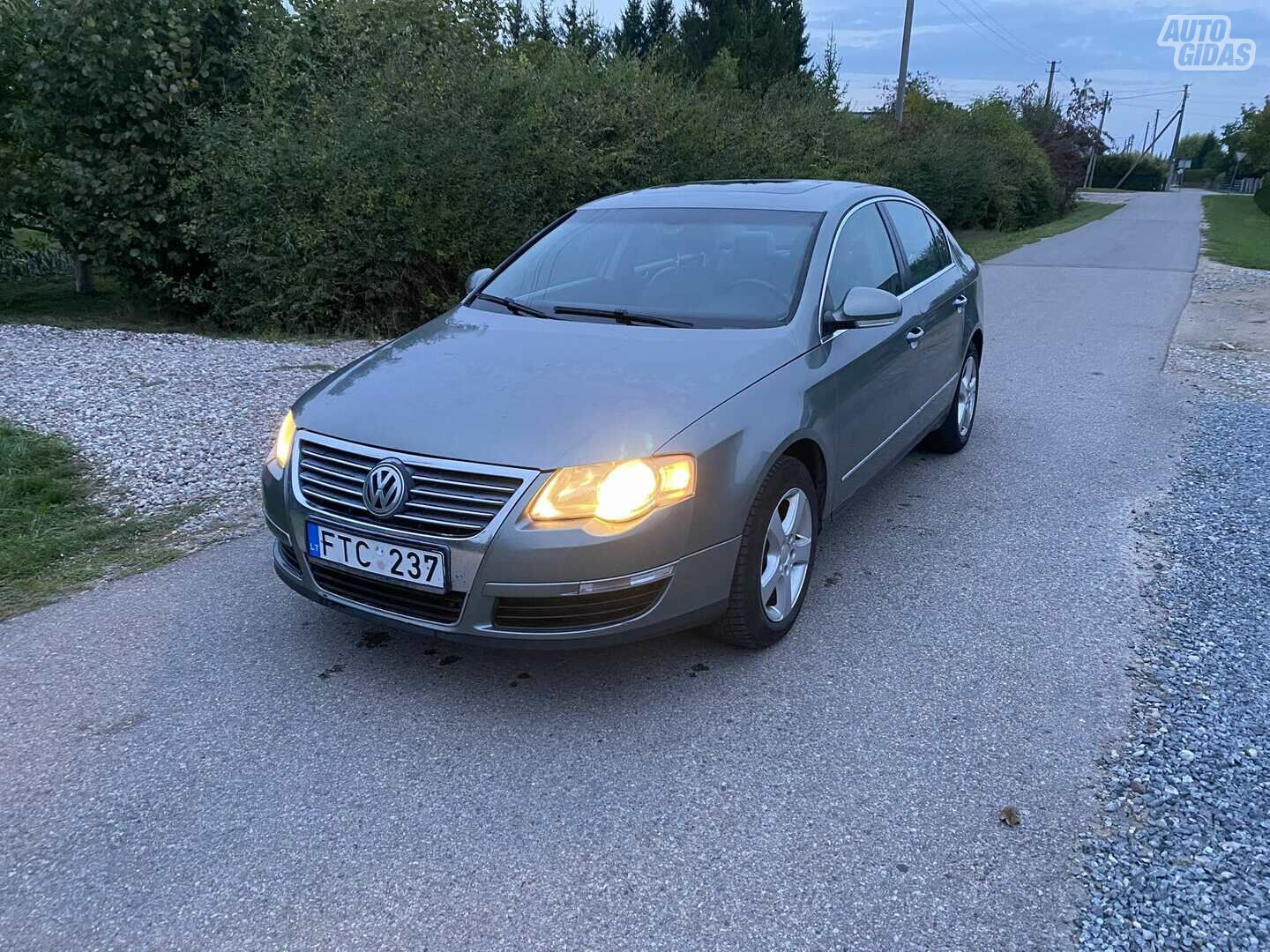 Volkswagen Passat B6 2005 г