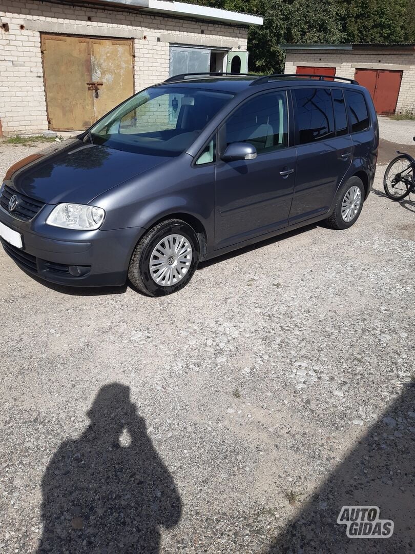 Volkswagen Touran 2006 г Минивэн