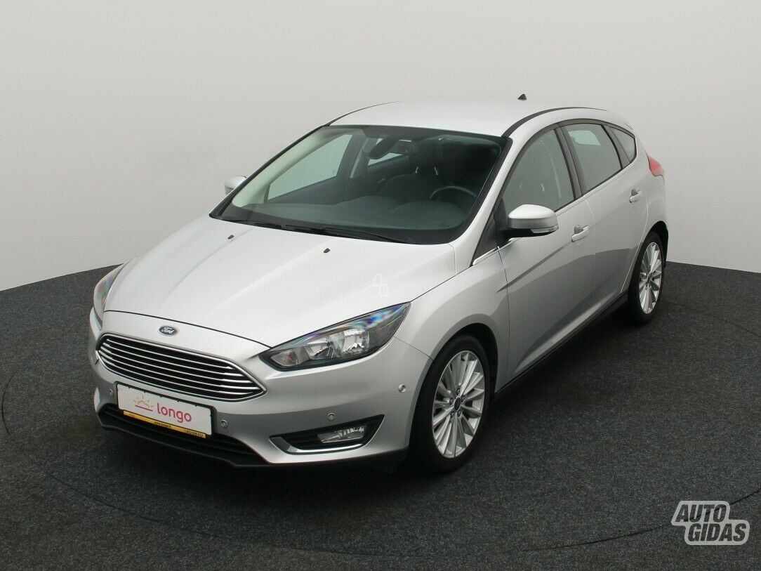 Ford Focus 2015 г Хэтчбек