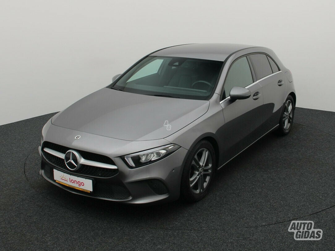 Mercedes-Benz A 180 2019 y Hatchback