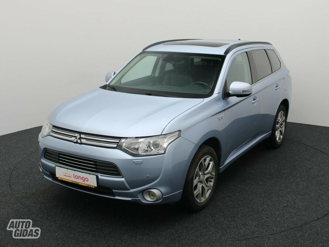 Mitsubishi Outlander 2013 y Off-road / Crossover