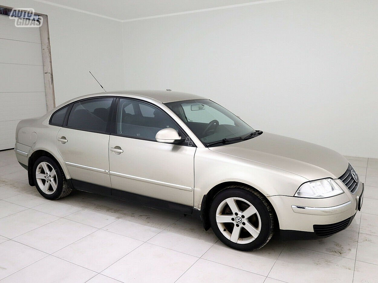 Volkswagen Passat 2005 y Sedan