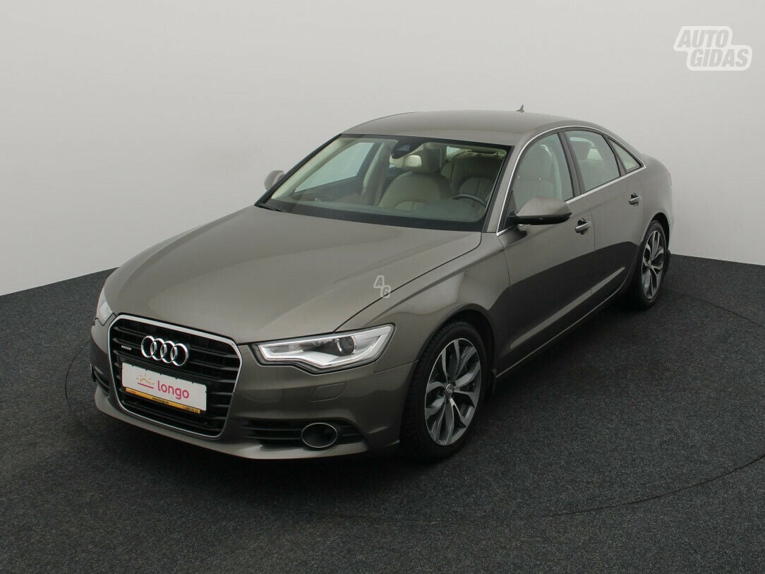 Audi A6 2011 г Седан