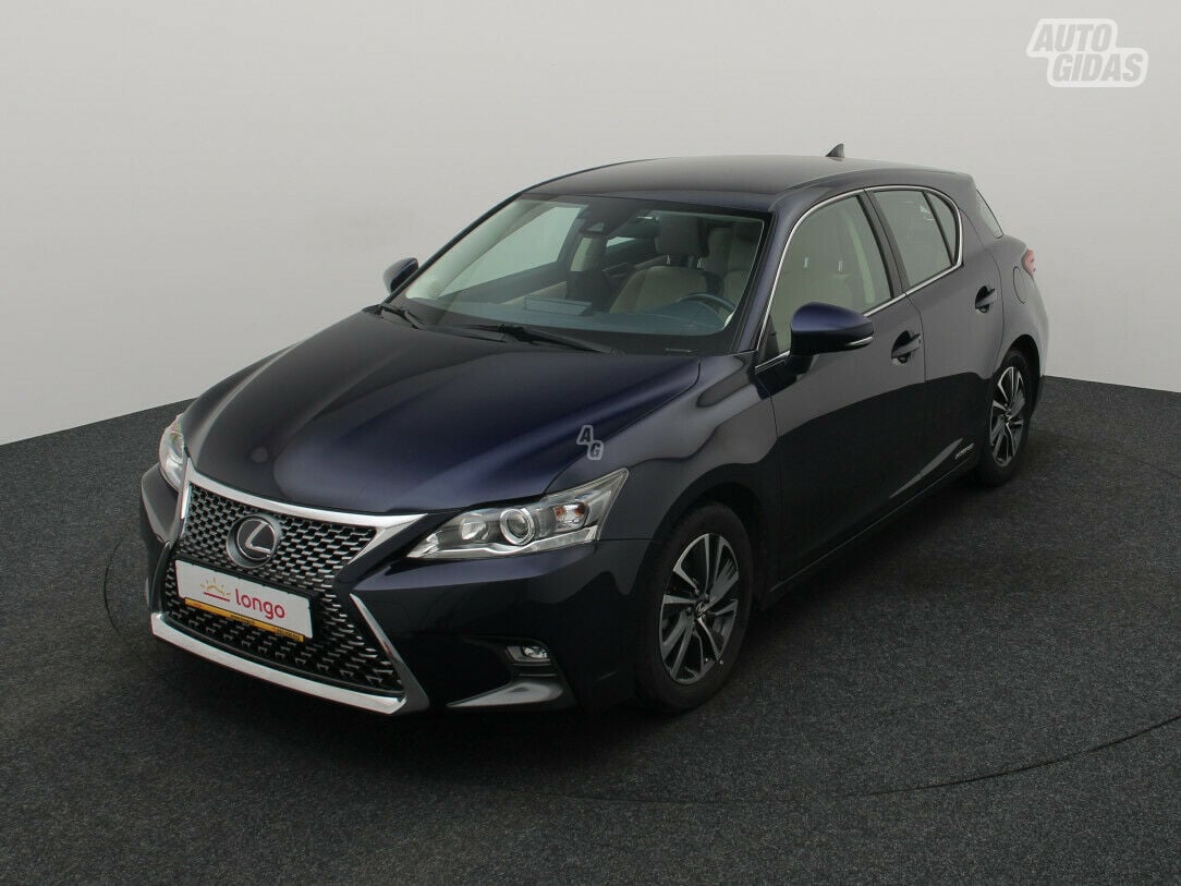 Lexus CT 200h 2018 y Hatchback