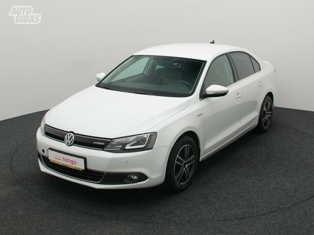 Volkswagen Jetta 2013 г Седан