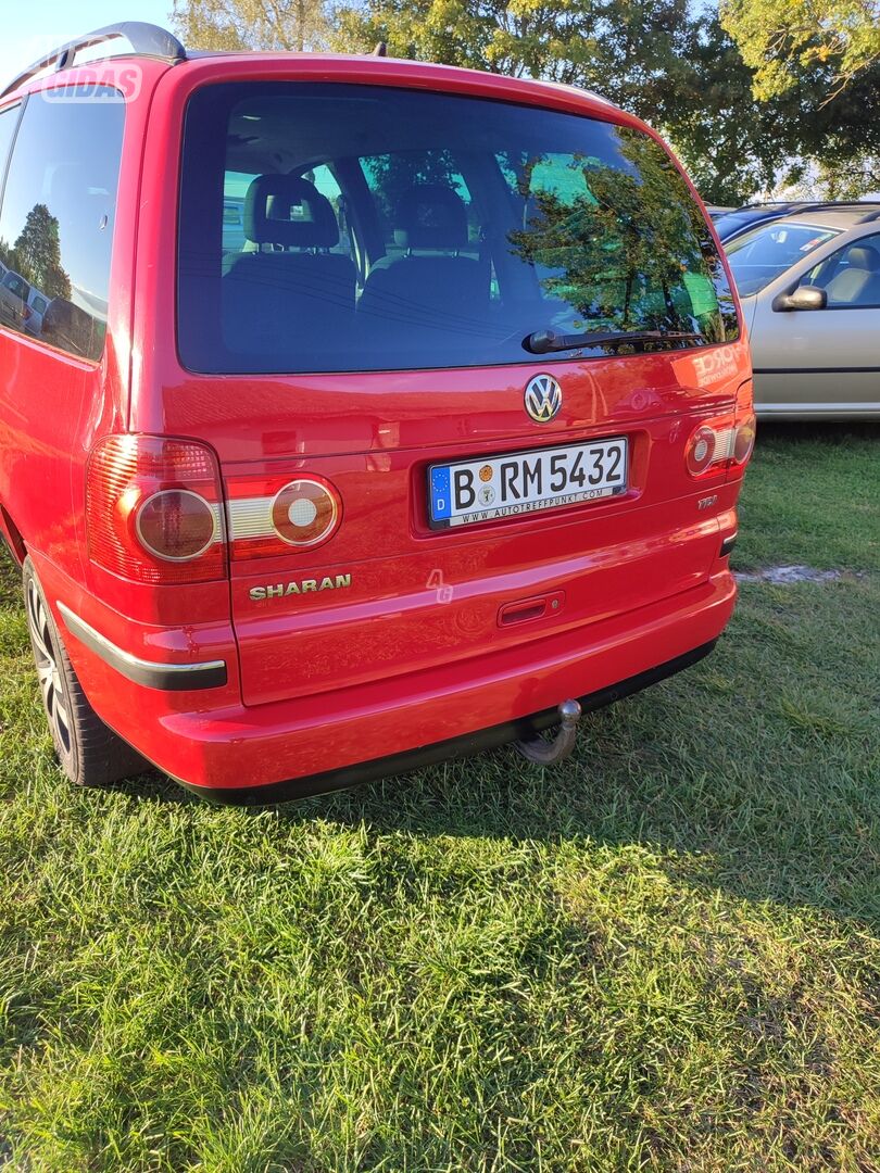 Volkswagen Sharan I 2004 г