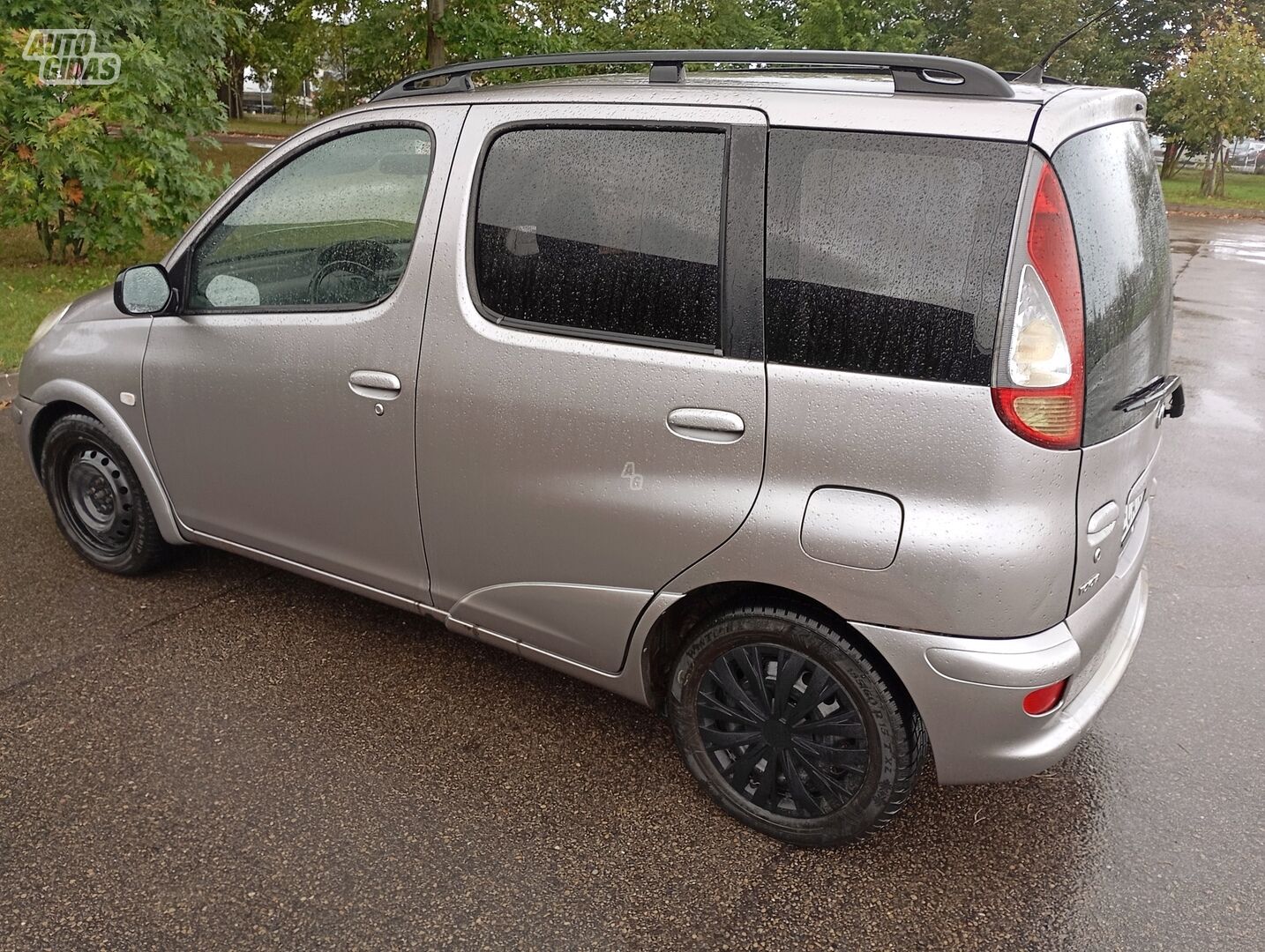 Toyota Yaris Verso 2004 г Минивэн