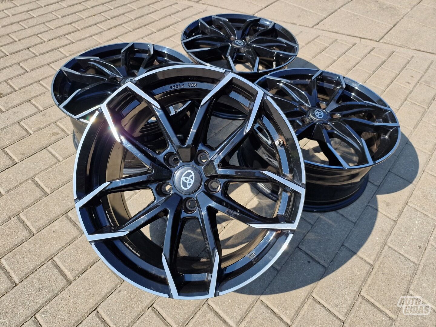 Toyota Made in GERMANY,ET45 light alloy R18 rims