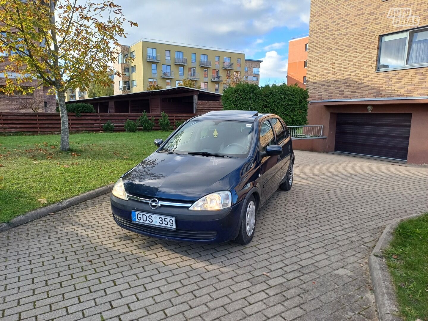 Opel Corsa 2002 г Хэтчбек