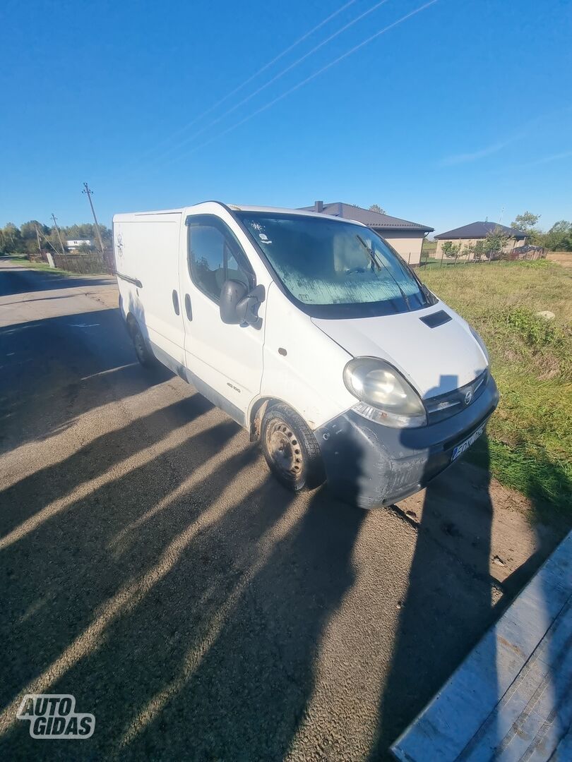 Renault Trafic 2006 г Грузовой микроавтобус