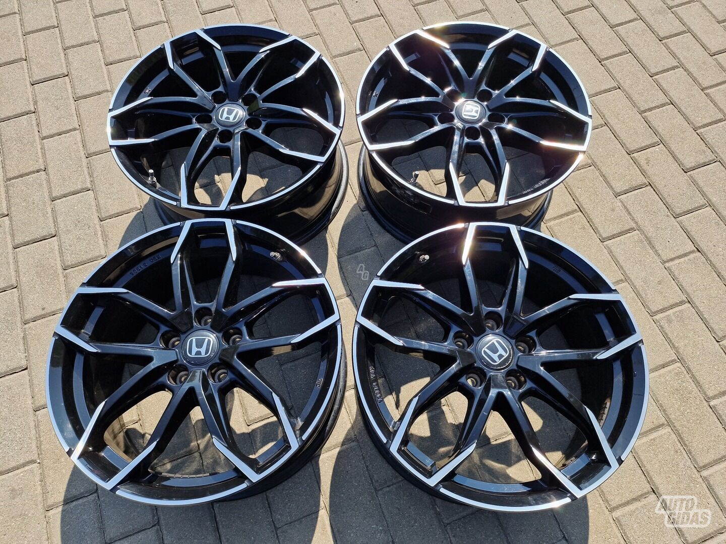 Honda Made in GERMANY,ET45 light alloy R18 rims