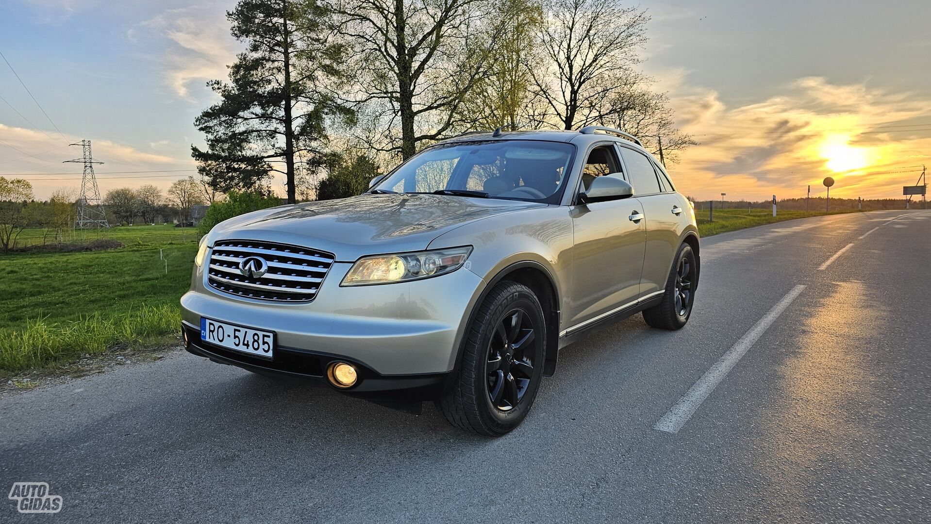 Infiniti FX35 2005 г Внедорожник / Кроссовер