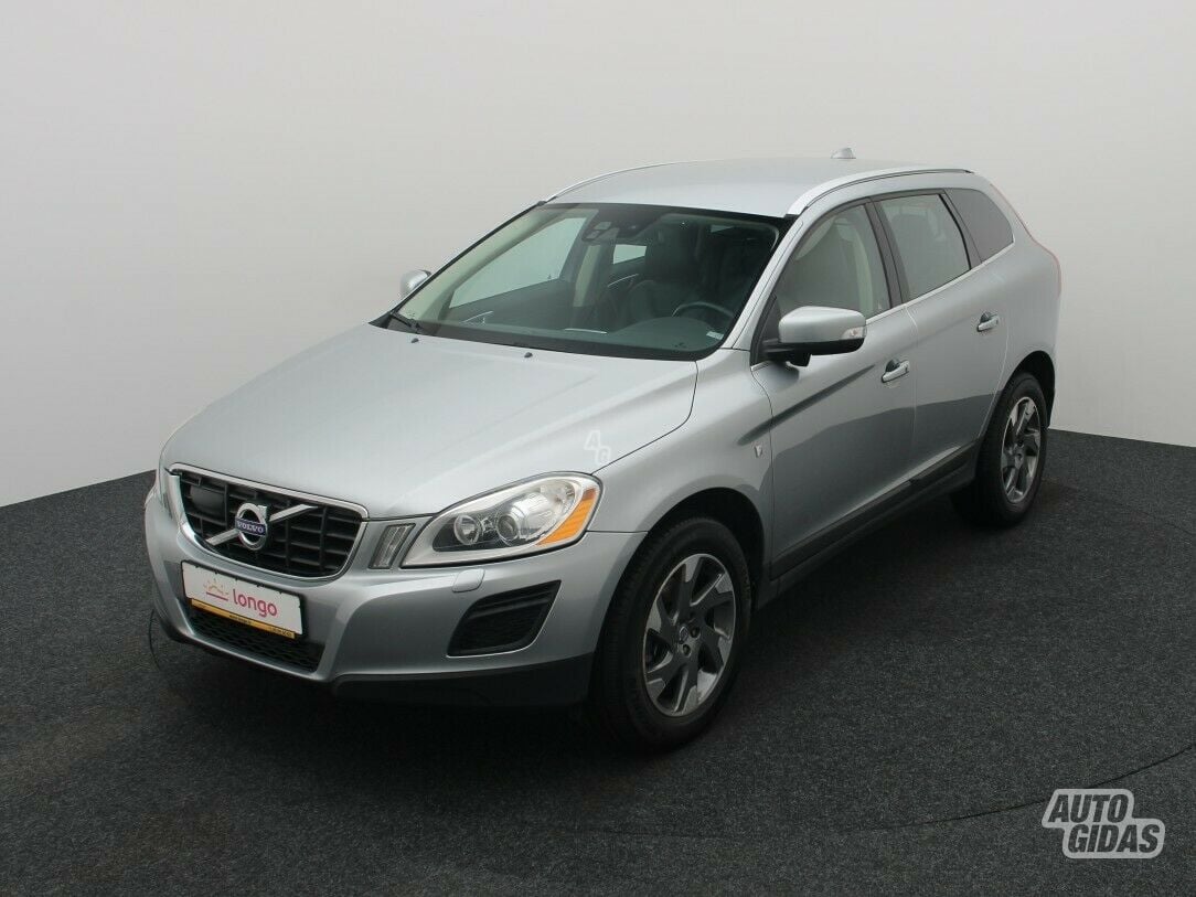 Volvo XC60 2012 г Внедорожник / Кроссовер