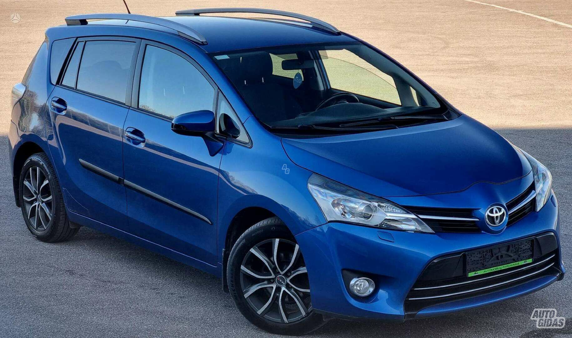 Toyota Verso 2013 y Van