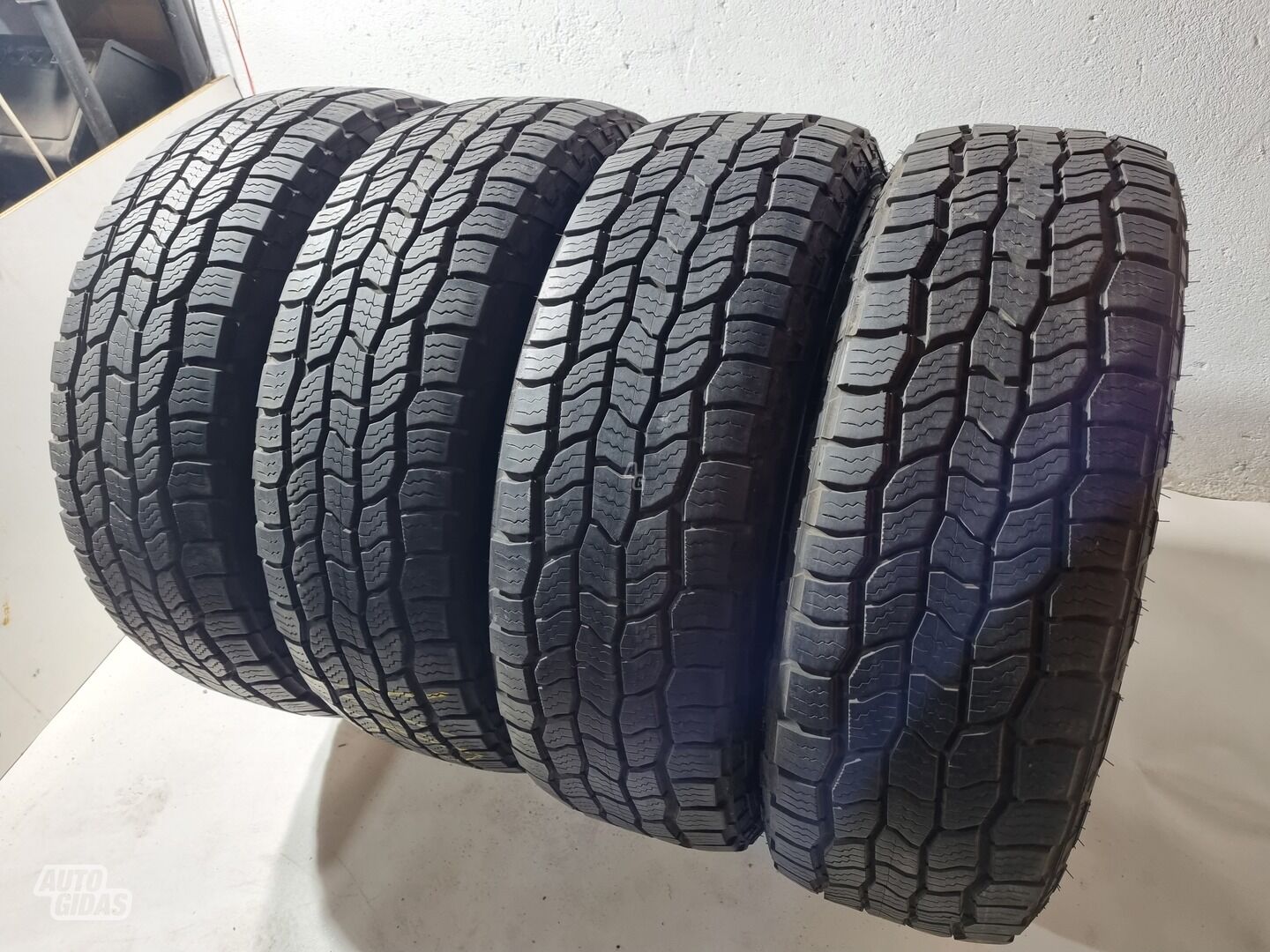 Cooper 8-9mm R18 winter tyres passanger car