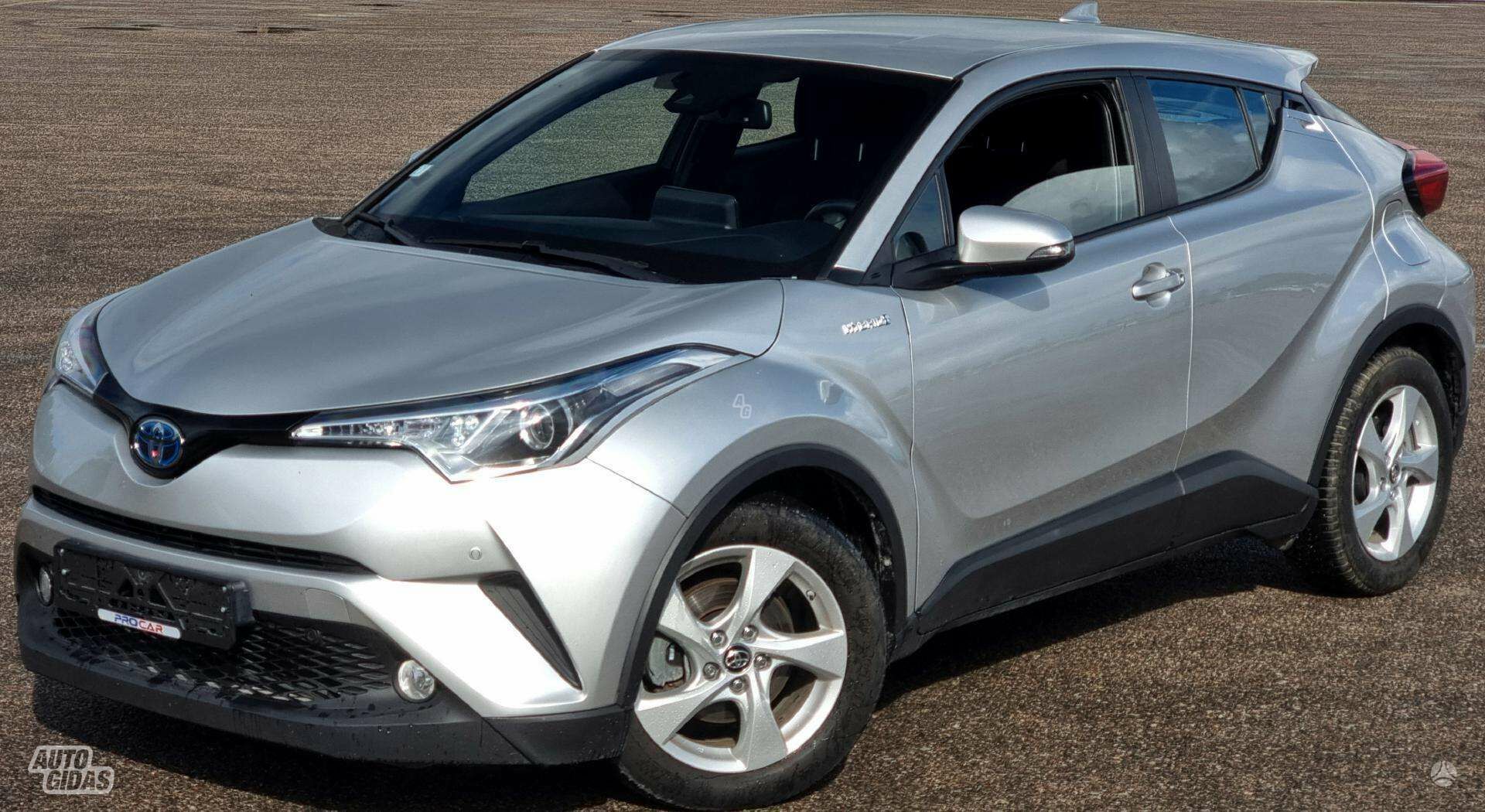 Toyota C-HR 2017 m Visureigis / Krosoveris