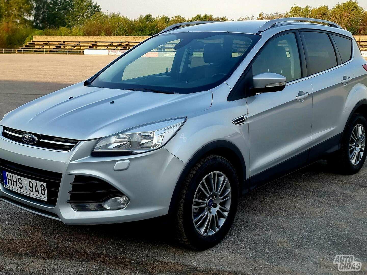 Ford Kuga 2014 г Внедорожник / Кроссовер