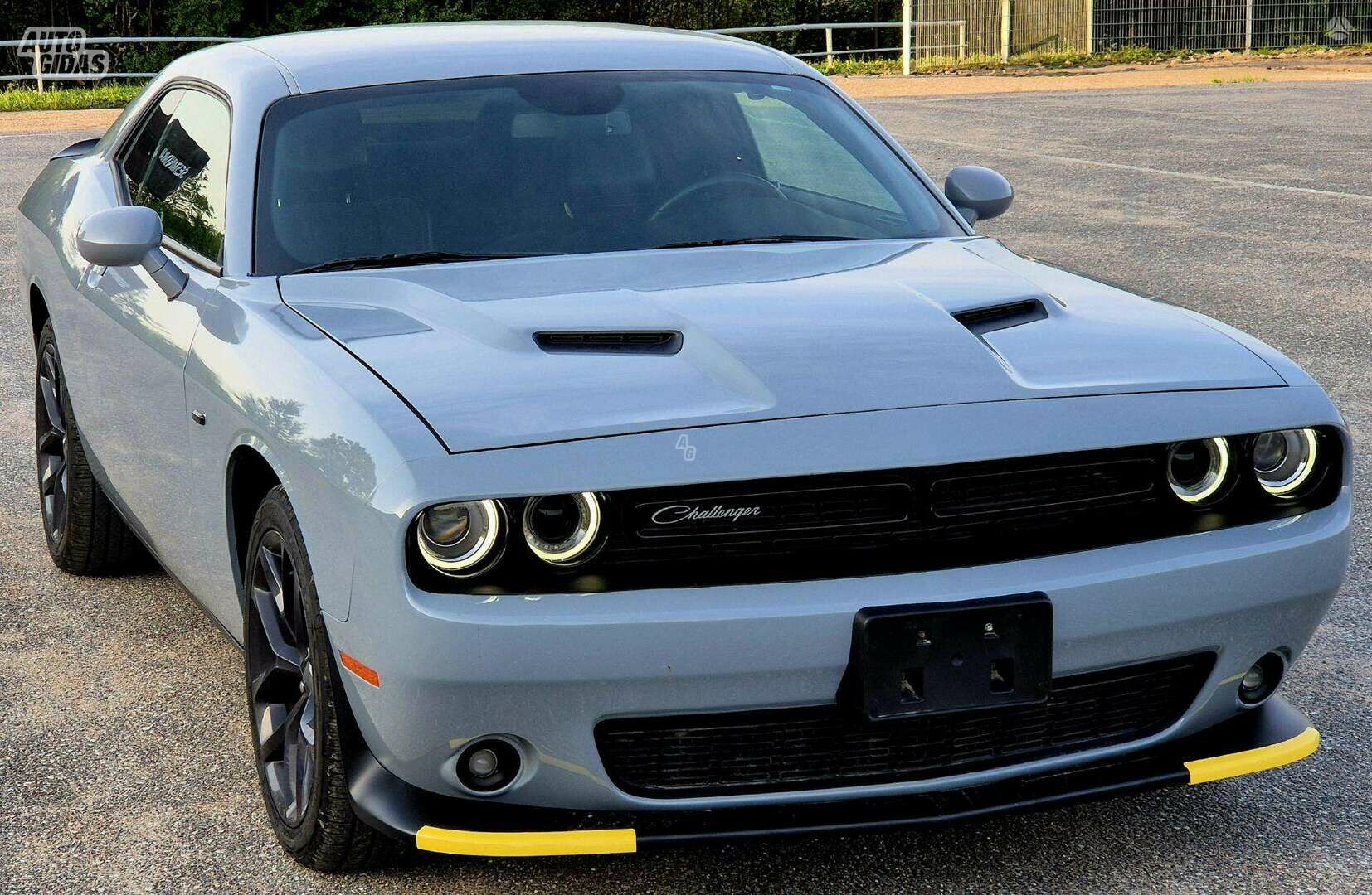 Dodge Challenger 2020 m Coupe